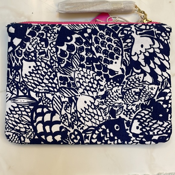 Lilly Pulitzer Target 20th Anniversary Collection Navy White Fish Upstream Pouch - Picture 3 of 4